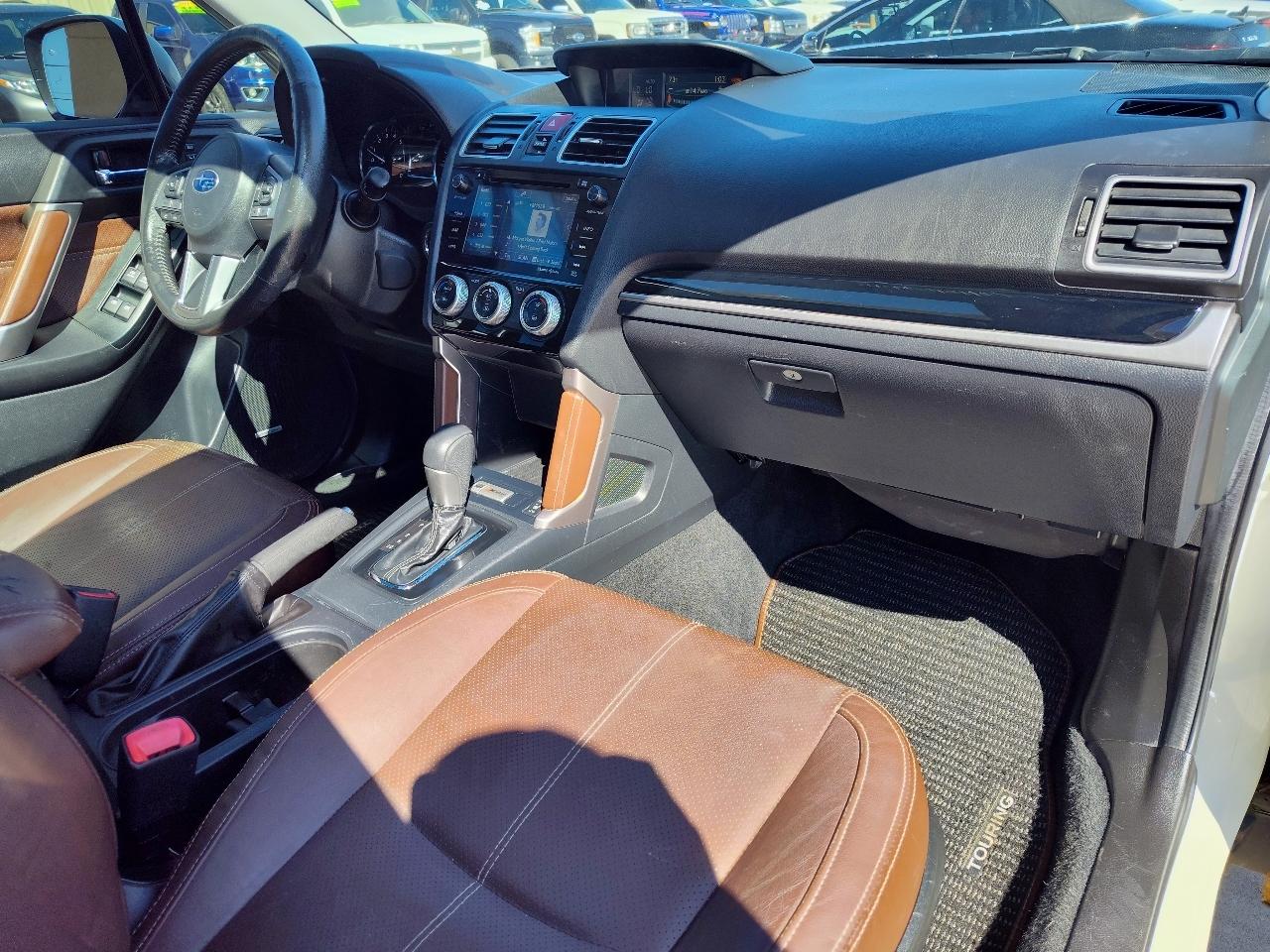 Subaru Forester 2.5i Touring 2017