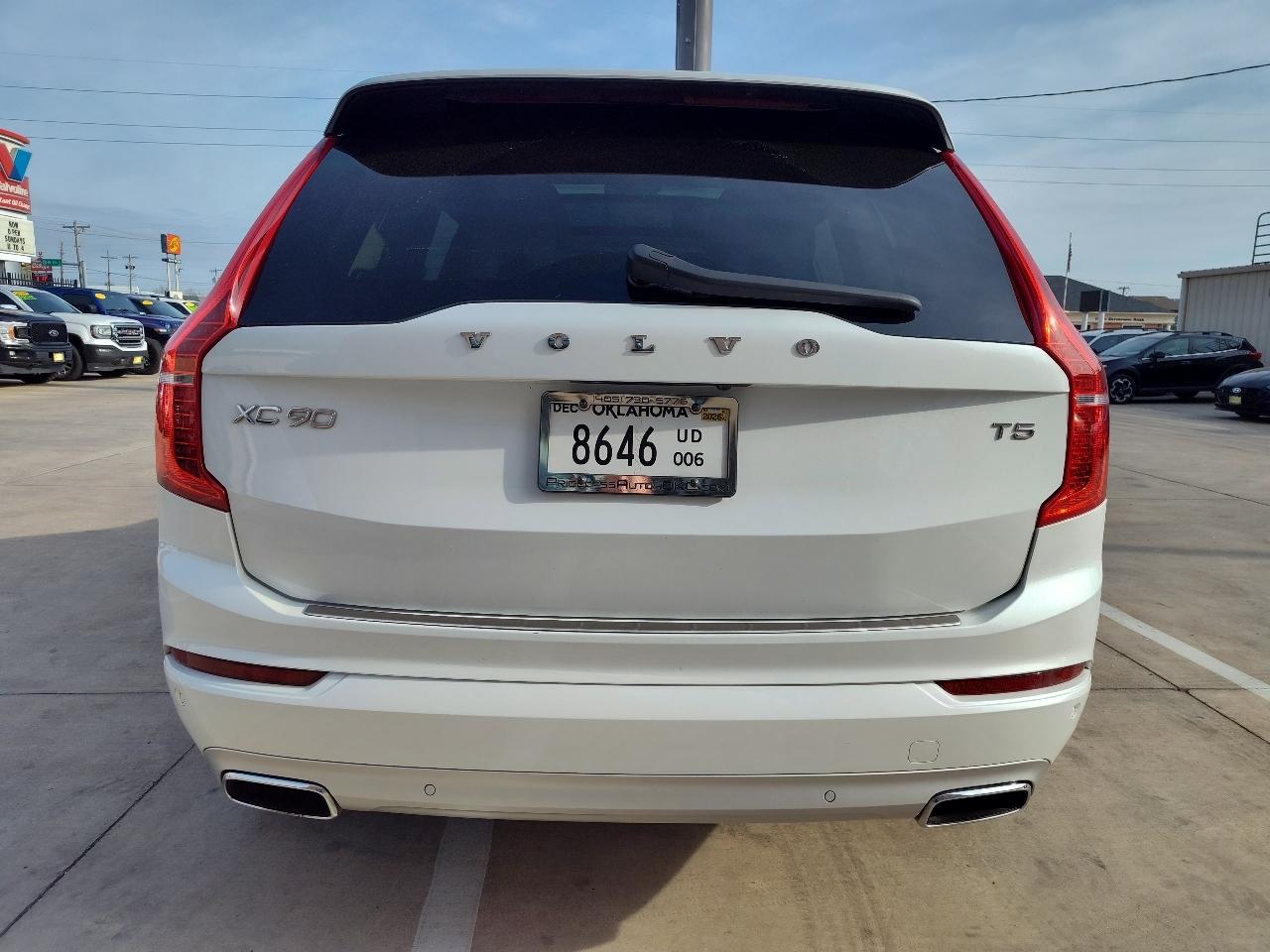 Volvo XC90 T5 Momentum 2020