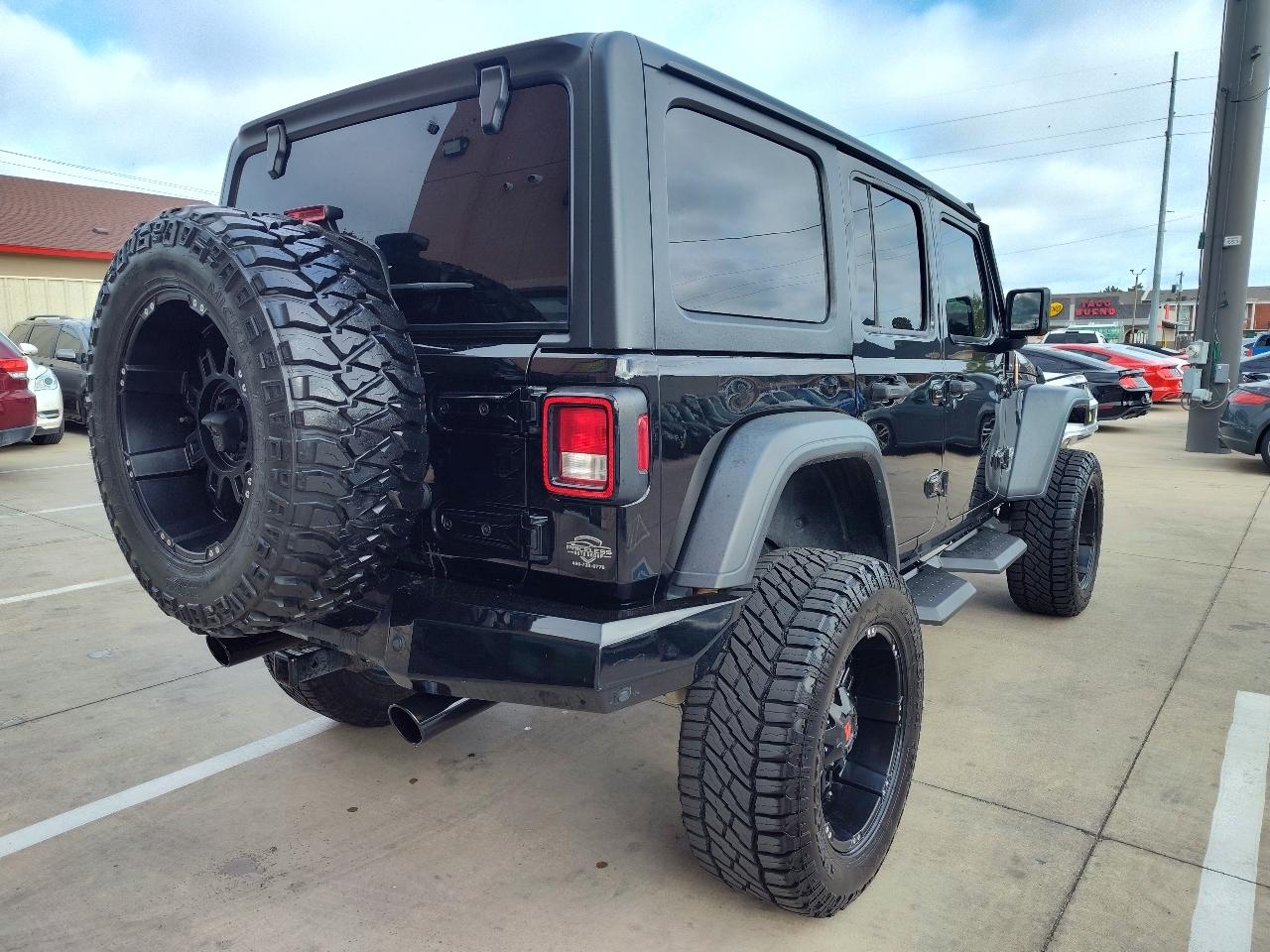 Jeep Wrangler Unlimited Sport 2018