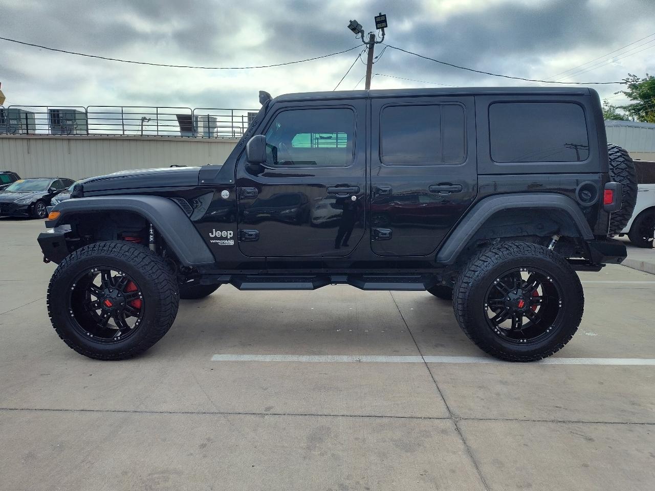 Jeep Wrangler Unlimited Sport 2018