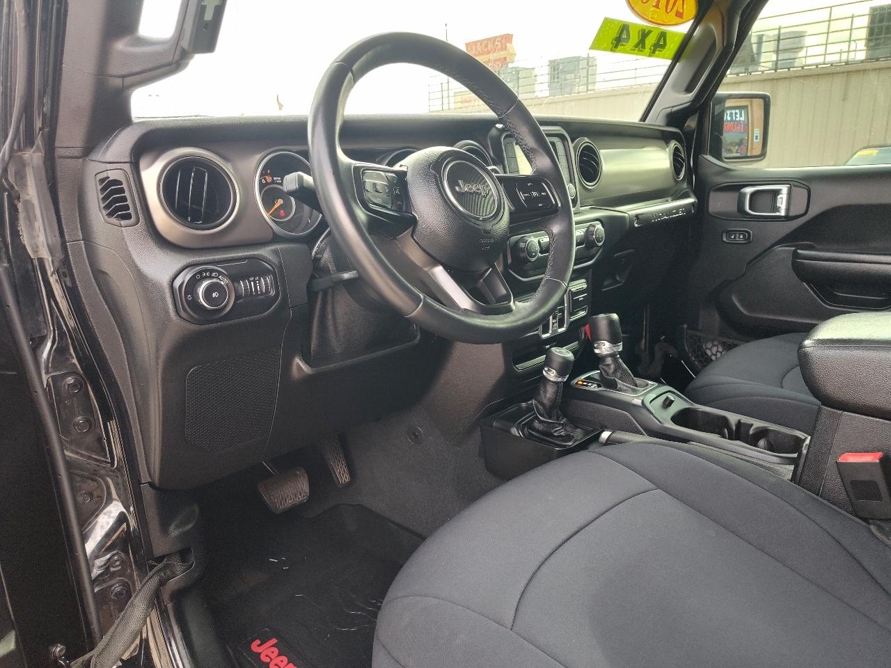 Jeep Wrangler Unlimited Sport 2018