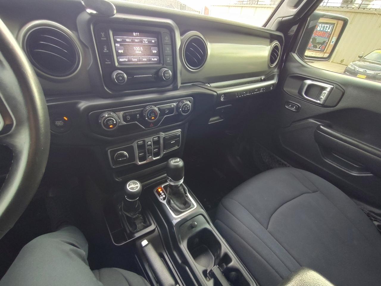 Jeep Wrangler Unlimited Sport 2018