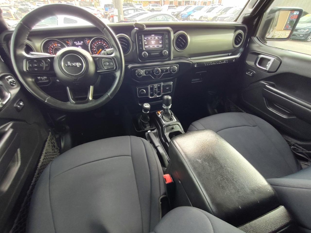 Jeep Wrangler Unlimited Sport 2018