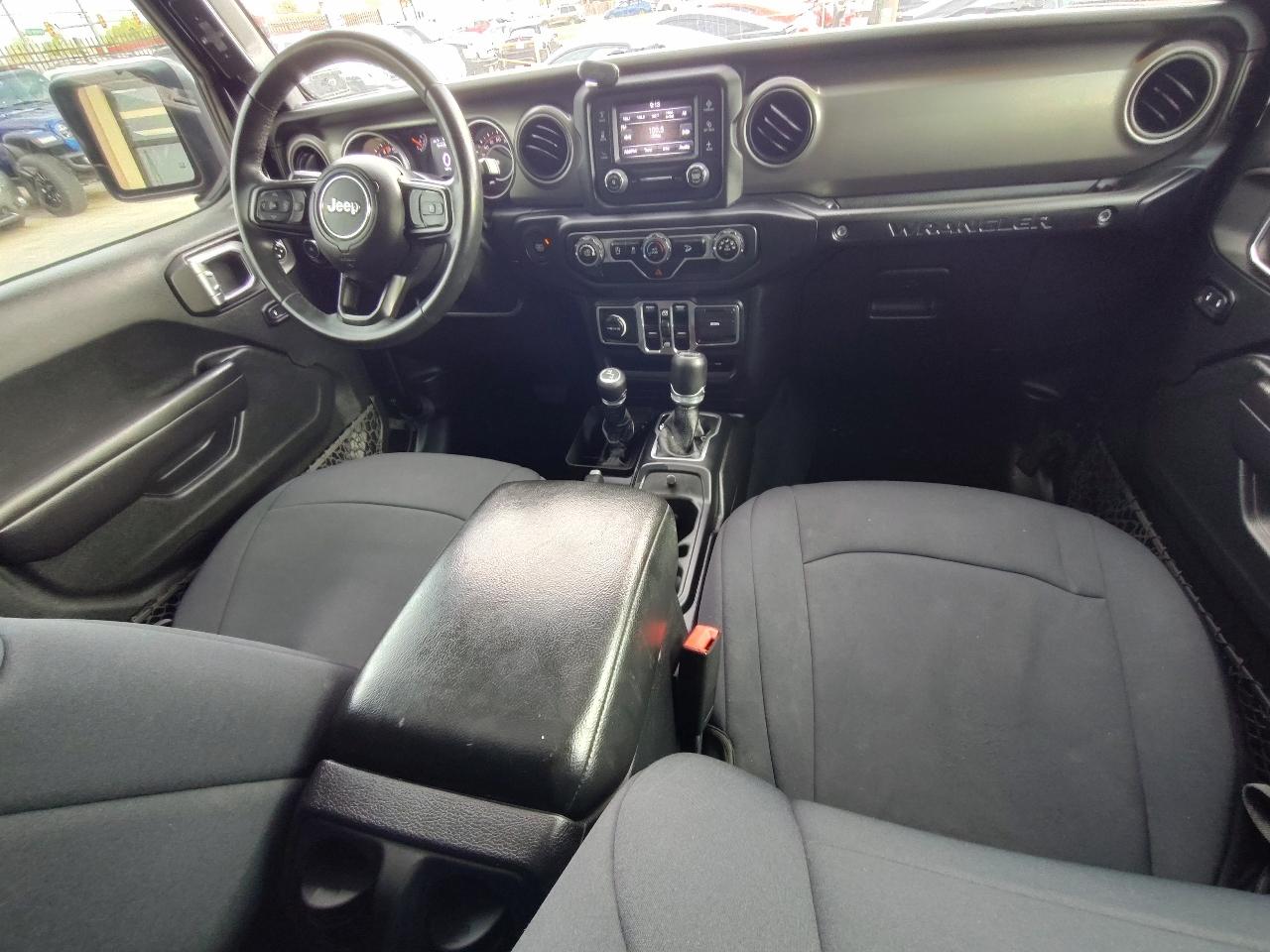 Jeep Wrangler Unlimited Sport 2018