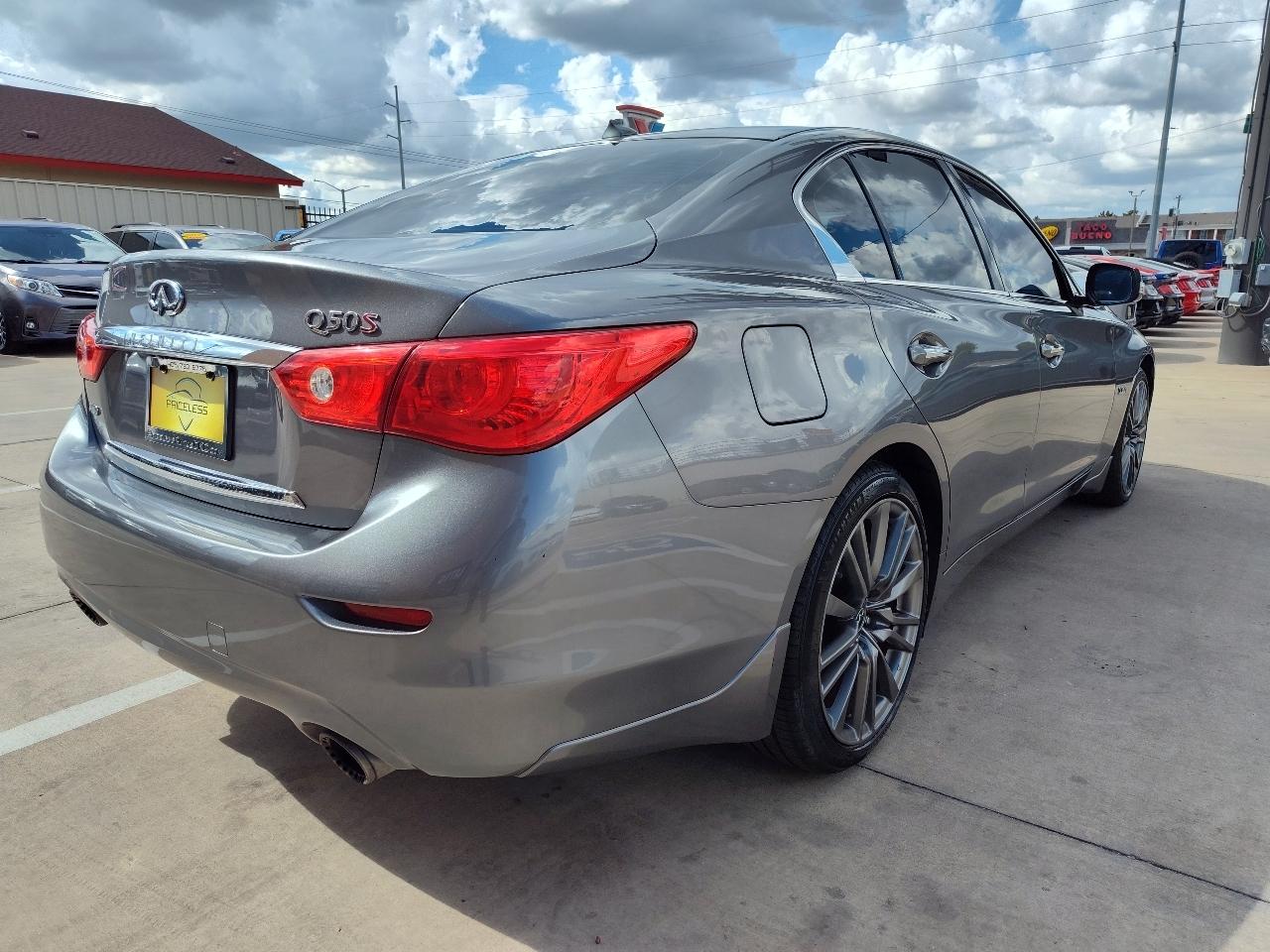 Infiniti Q50 Red Sport 400 AWD 2017