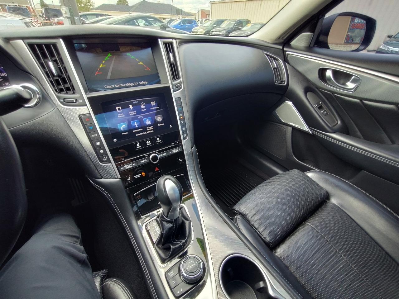 Infiniti Q50 Red Sport 400 AWD 2017