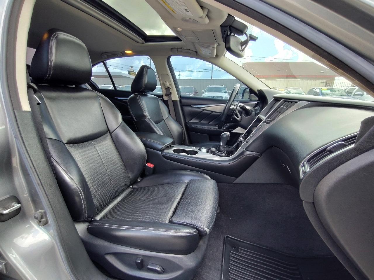 Infiniti Q50 Red Sport 400 AWD 2017