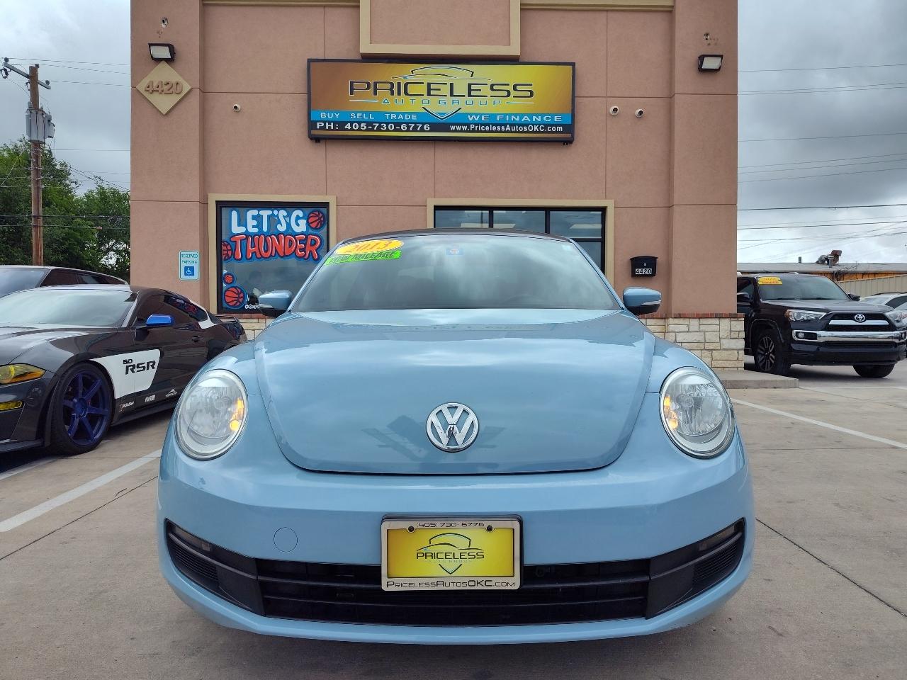 Volkswagen Beetle  2013