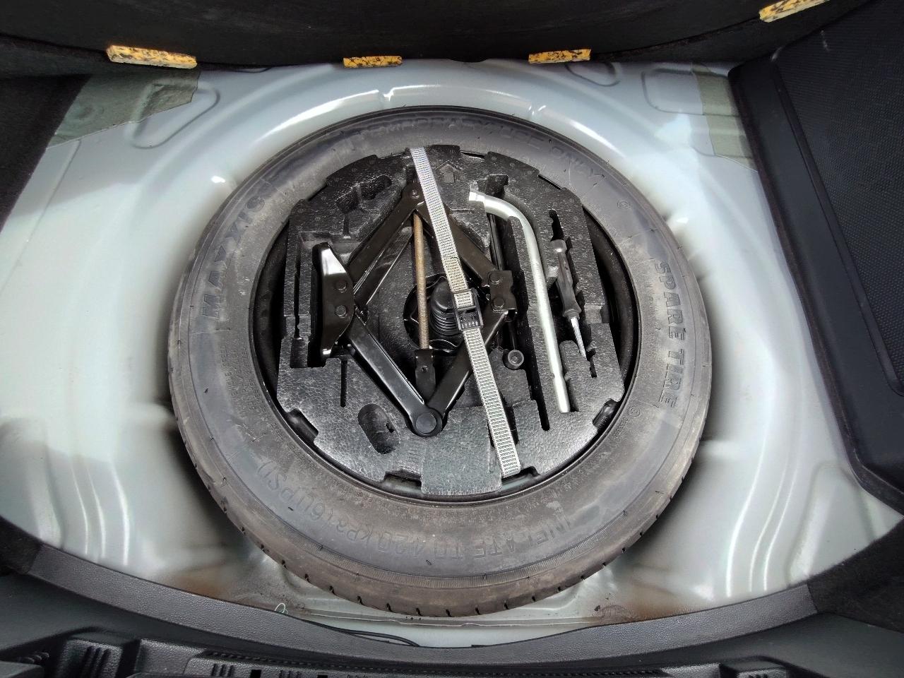 Volkswagen Beetle  2013