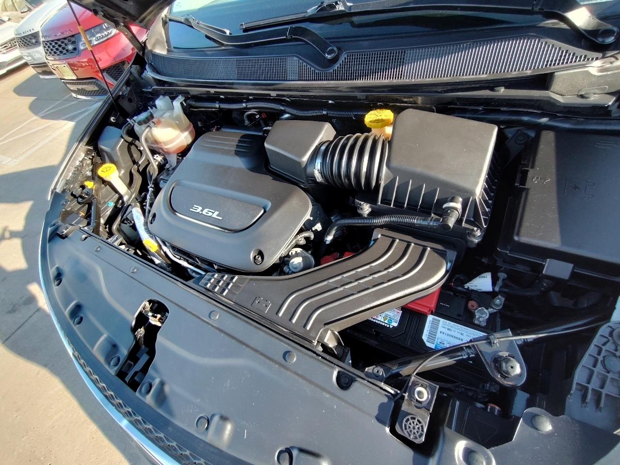 Chrysler Pacifica Touring-L Plus 2018