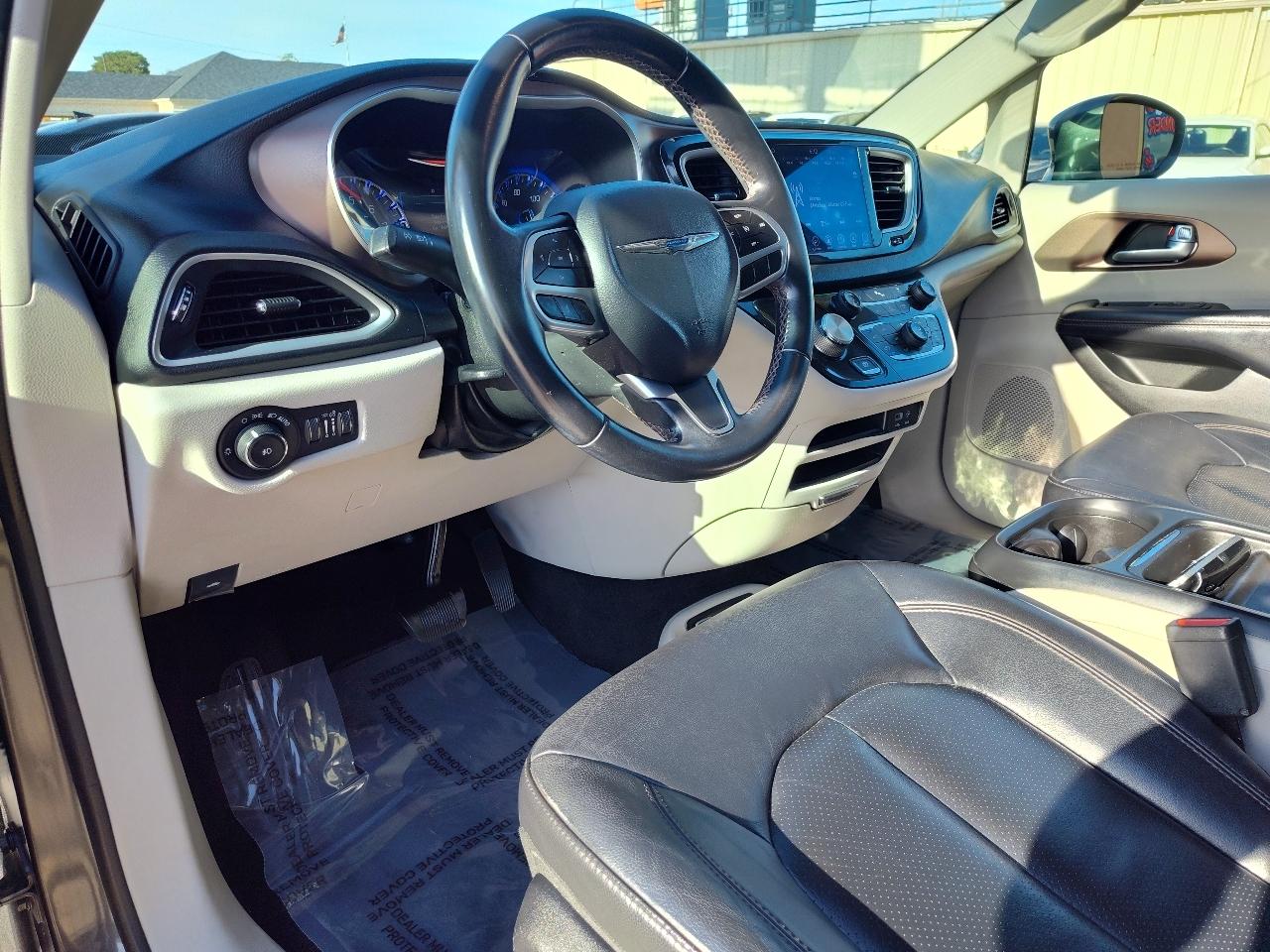 Chrysler Pacifica Touring-L Plus 2018