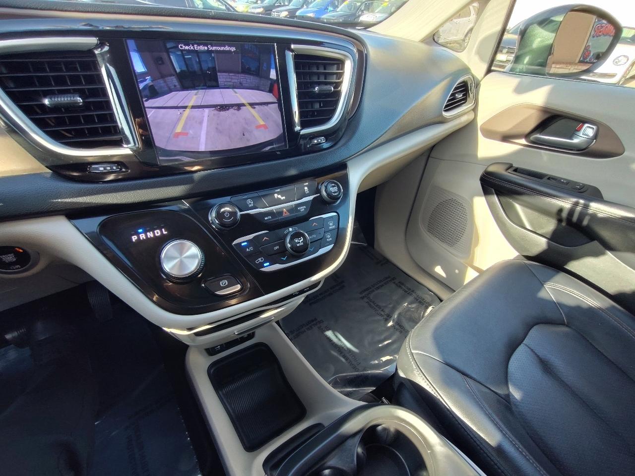 Chrysler Pacifica Touring-L Plus 2018