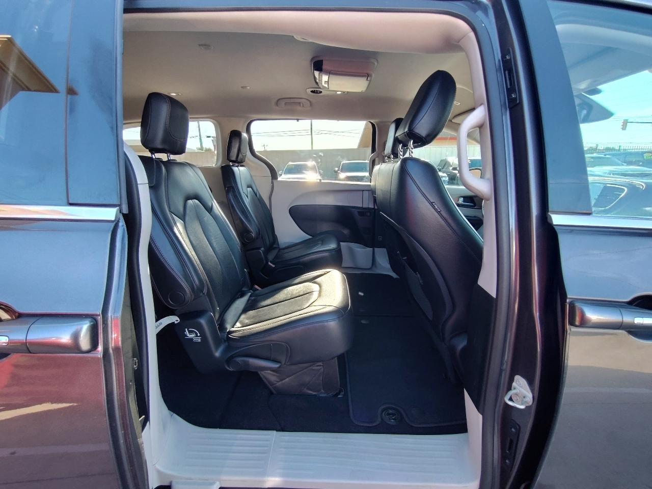 Chrysler Pacifica Touring-L Plus 2018
