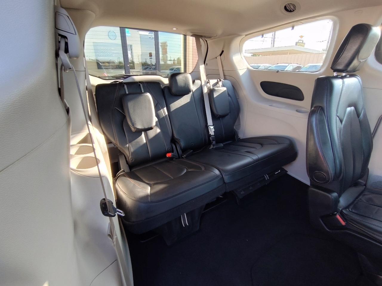 Chrysler Pacifica Touring-L Plus 2018