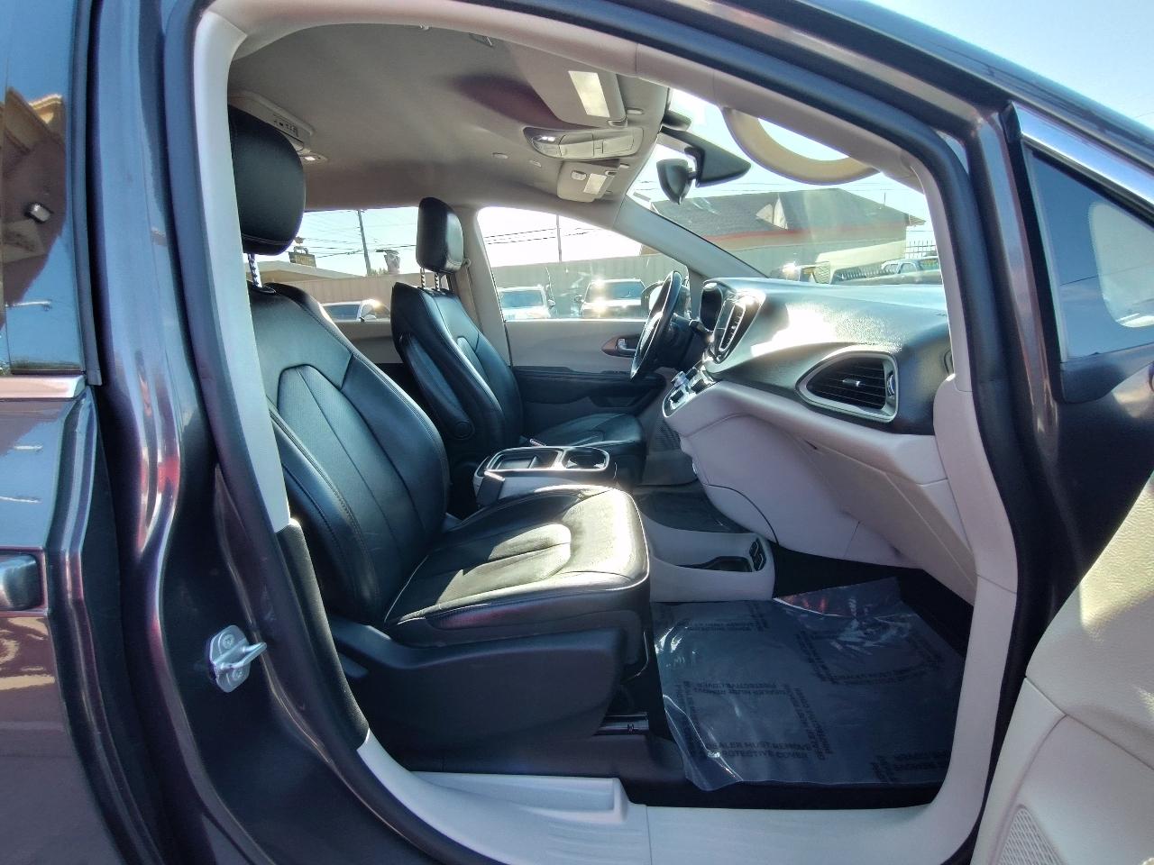 Chrysler Pacifica Touring-L Plus 2018