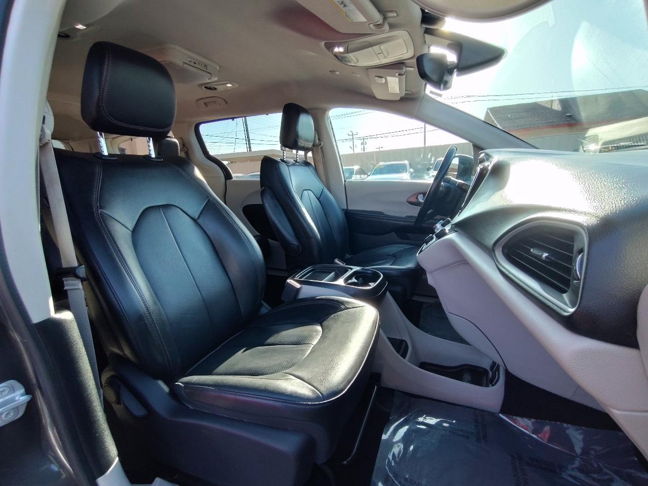 Chrysler Pacifica Touring-L Plus 2018