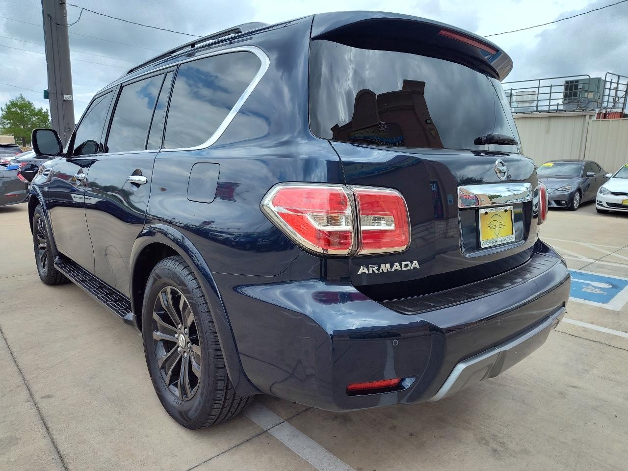 Nissan Armada Platinum 4D SUV RWD 2019