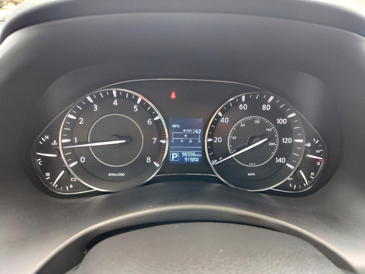 Nissan Armada Platinum 4D SUV RWD 2019