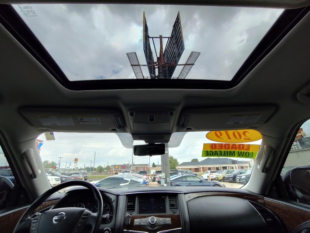 Nissan Armada Platinum 4D SUV RWD 2019