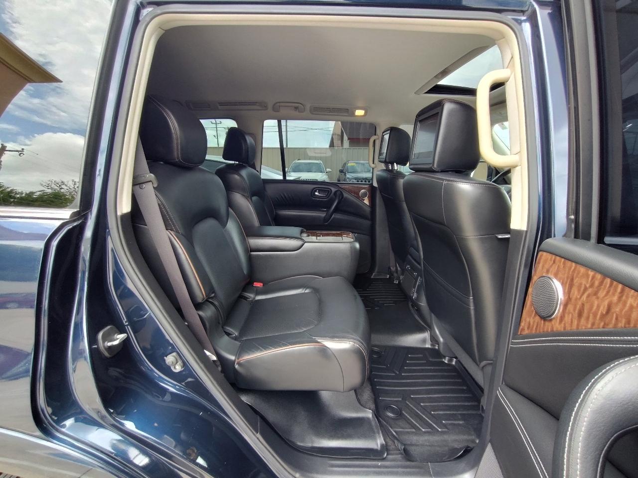 Nissan Armada Platinum 4D SUV RWD 2019