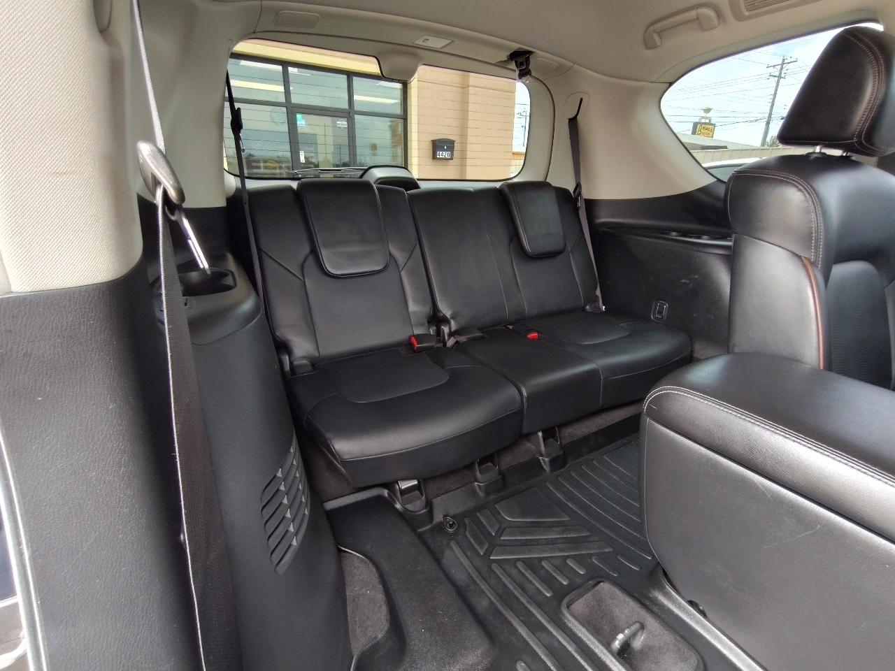 Nissan Armada Platinum 4D SUV RWD 2019