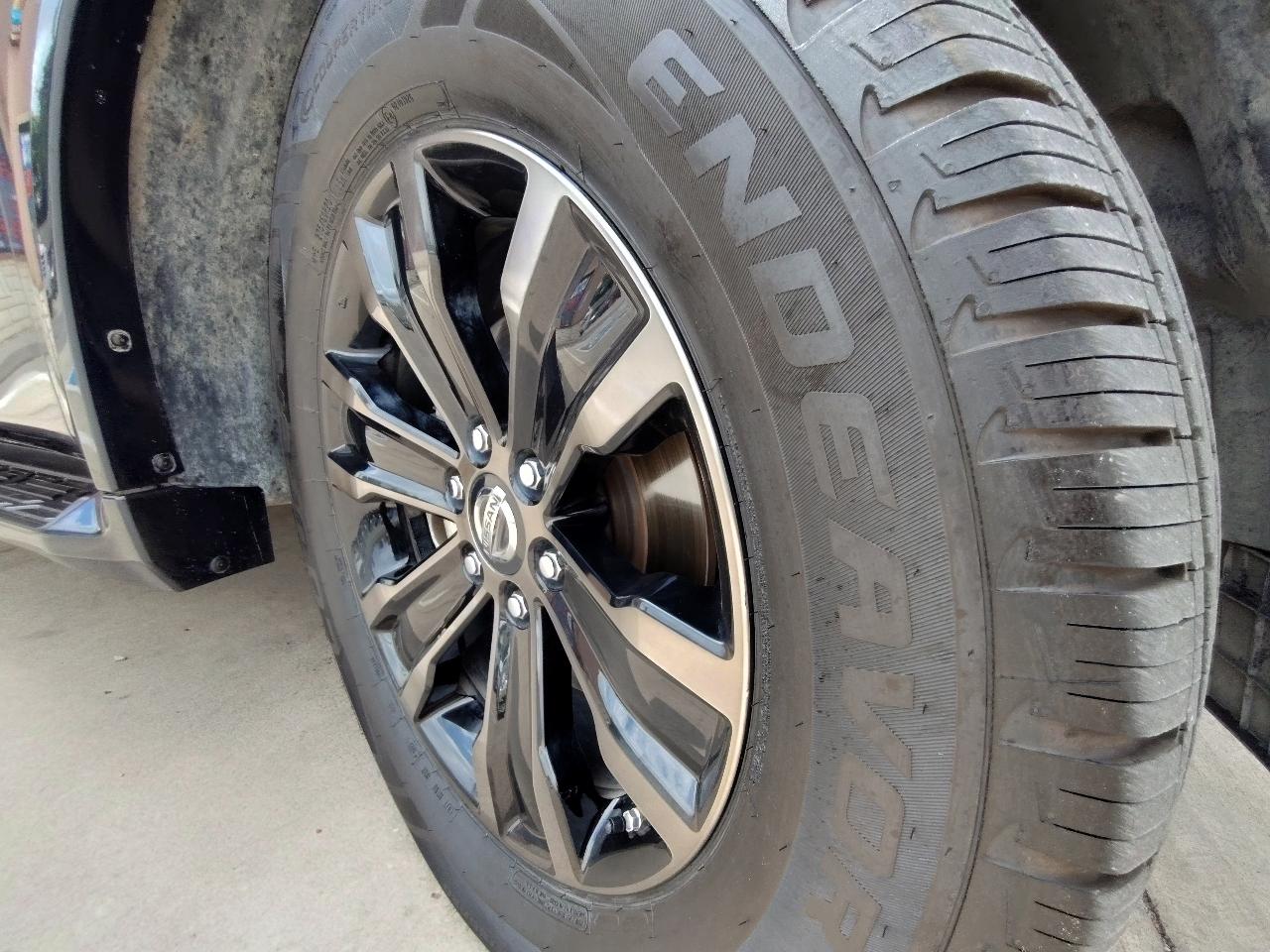 Nissan Armada Platinum 4D SUV RWD 2019