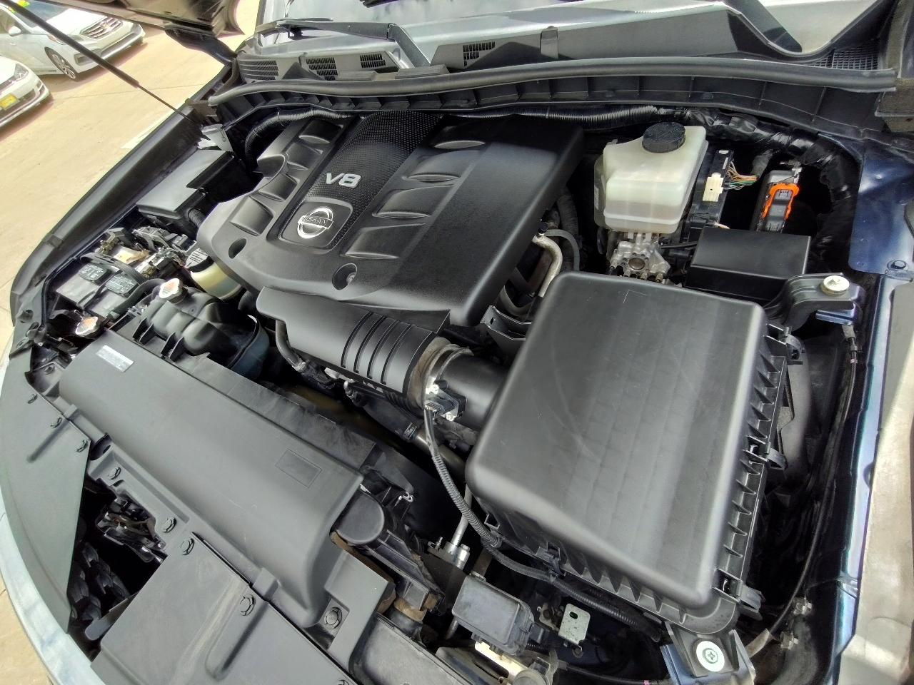 Nissan Armada Platinum 4D SUV RWD 2019