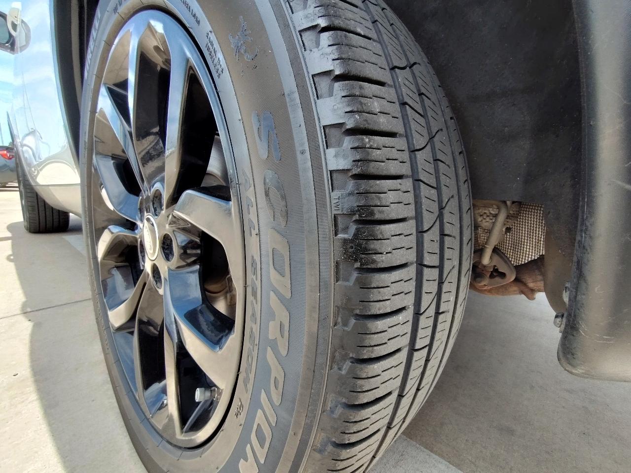 Land Rover Discovery Sport HSE Luxury 4WD 2016