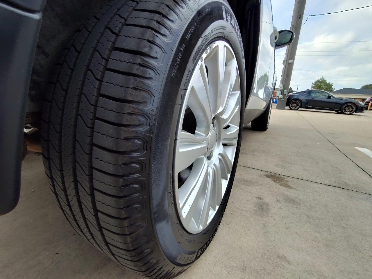 Land Rover Discovery Sport HSE Luxury 4WD 2019