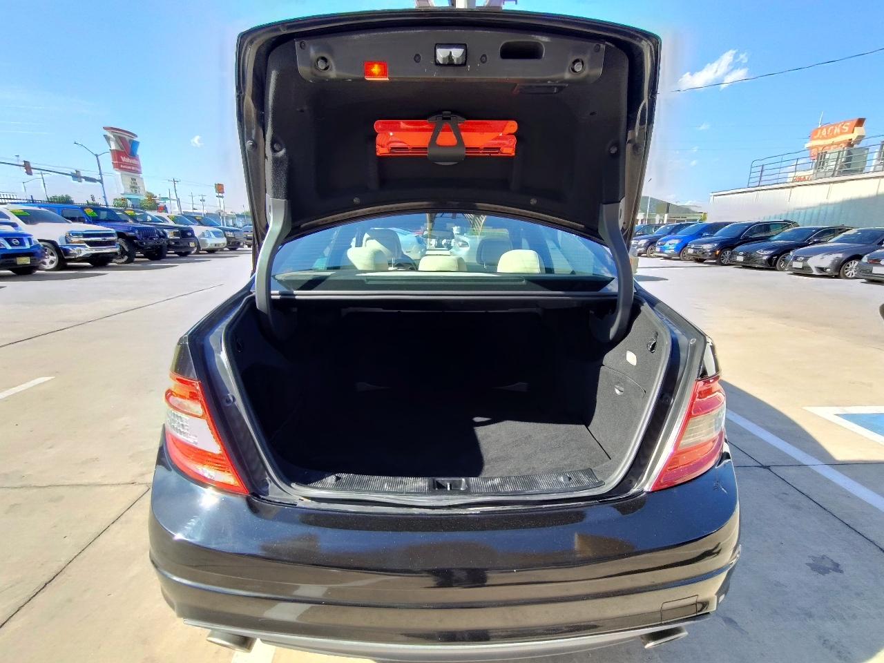 Mercedes-Benz C-Class C300 Sport Sedan 2010