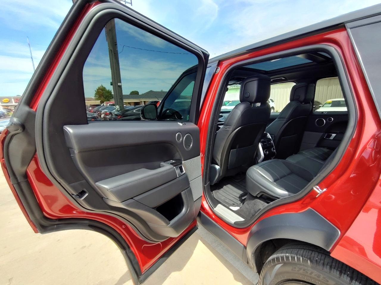 Land Rover Range Rover Sport HST 4D SUV 2019