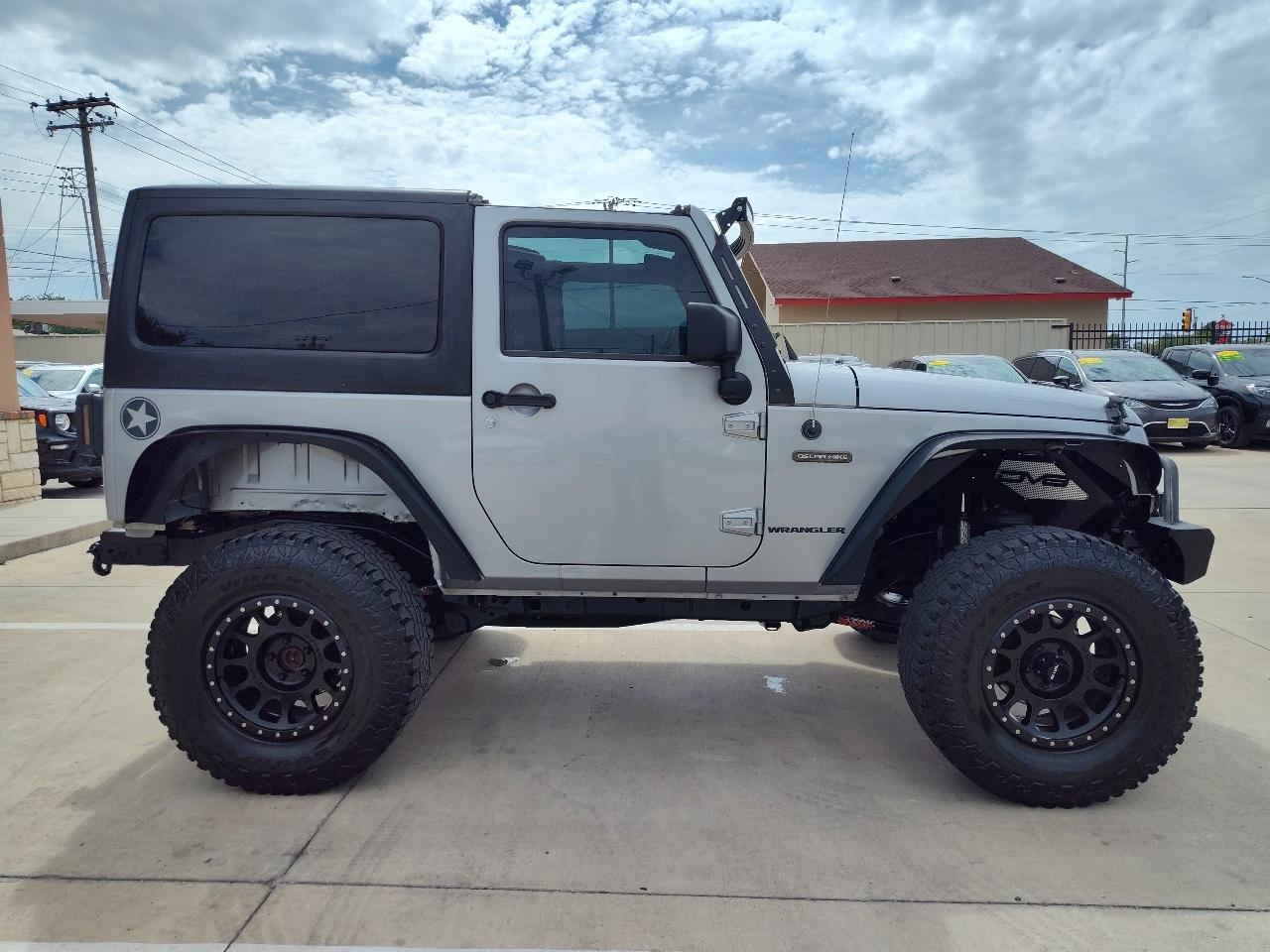 Jeep Wrangler Sport 4WD 2016