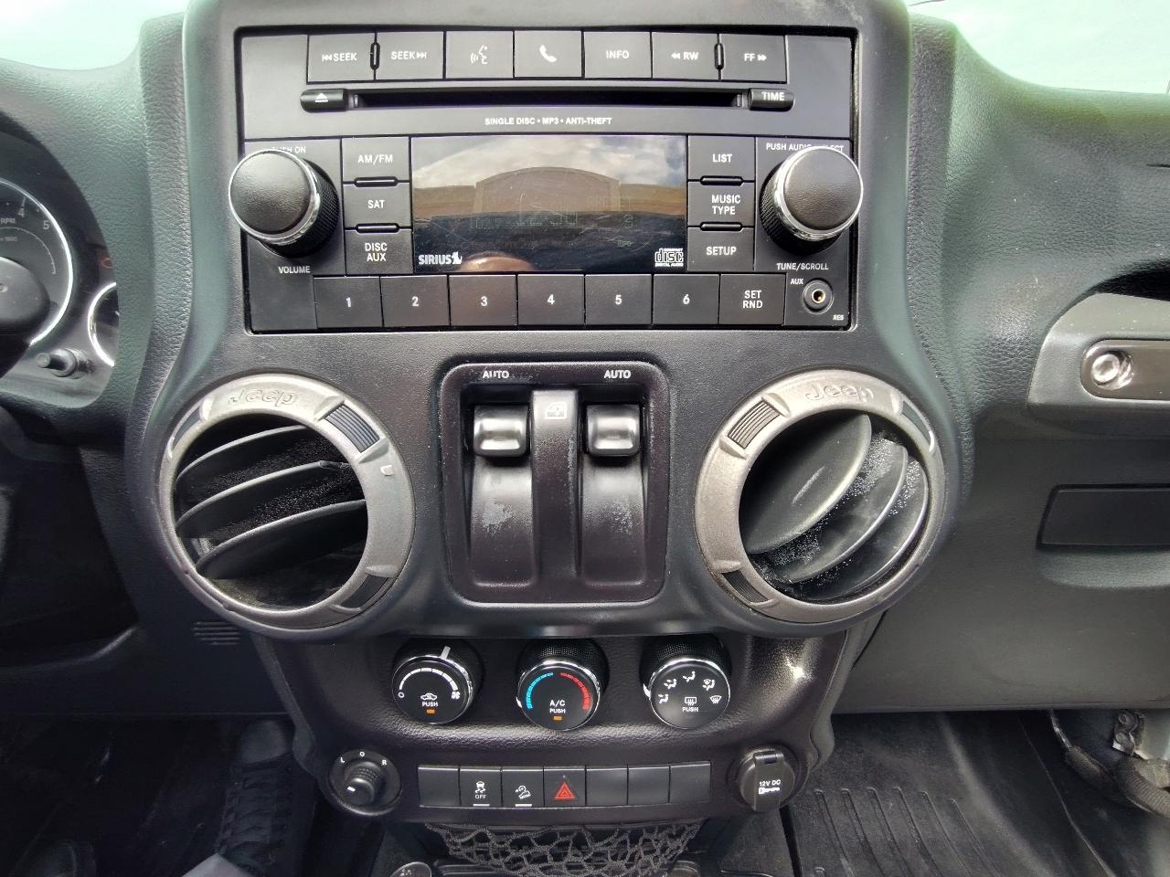 Jeep Wrangler Sport 4WD 2016