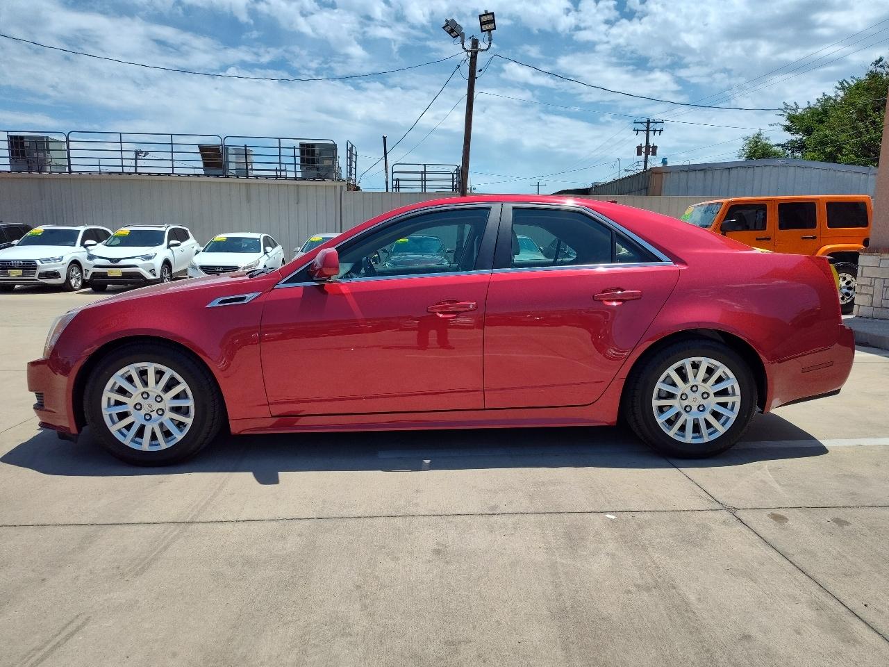 Cadillac CTS Luxury 2012