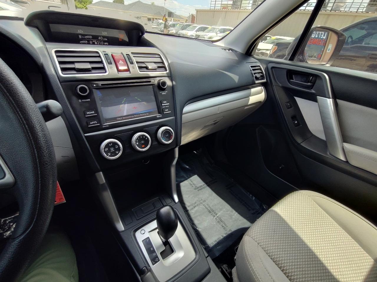 Subaru Forester  2016
