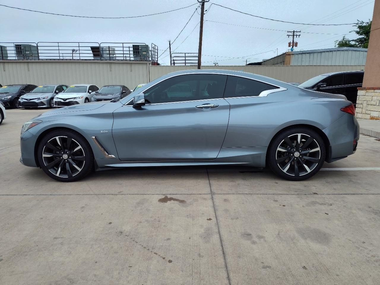 Infiniti Q60 Premium 2D Coupe AWD 3.0t 2017