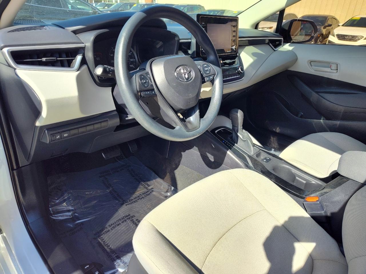 Toyota Corolla LE 4D Sedan 2022