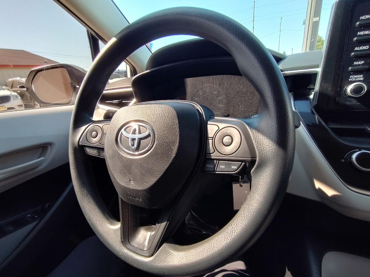 Toyota Corolla LE 4D Sedan 2022