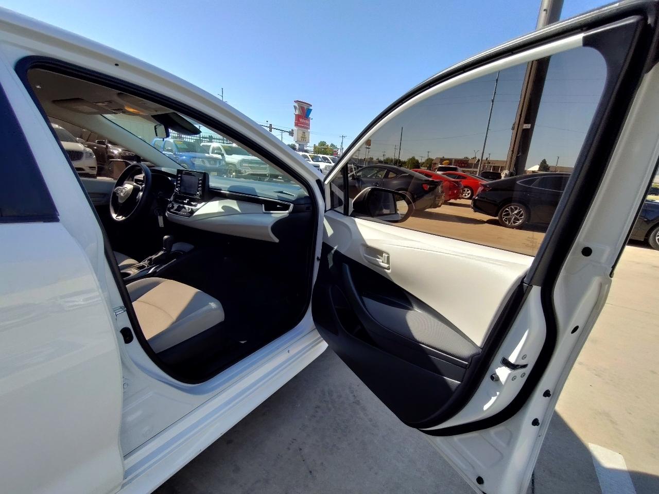 Toyota Corolla LE 4D Sedan 2022