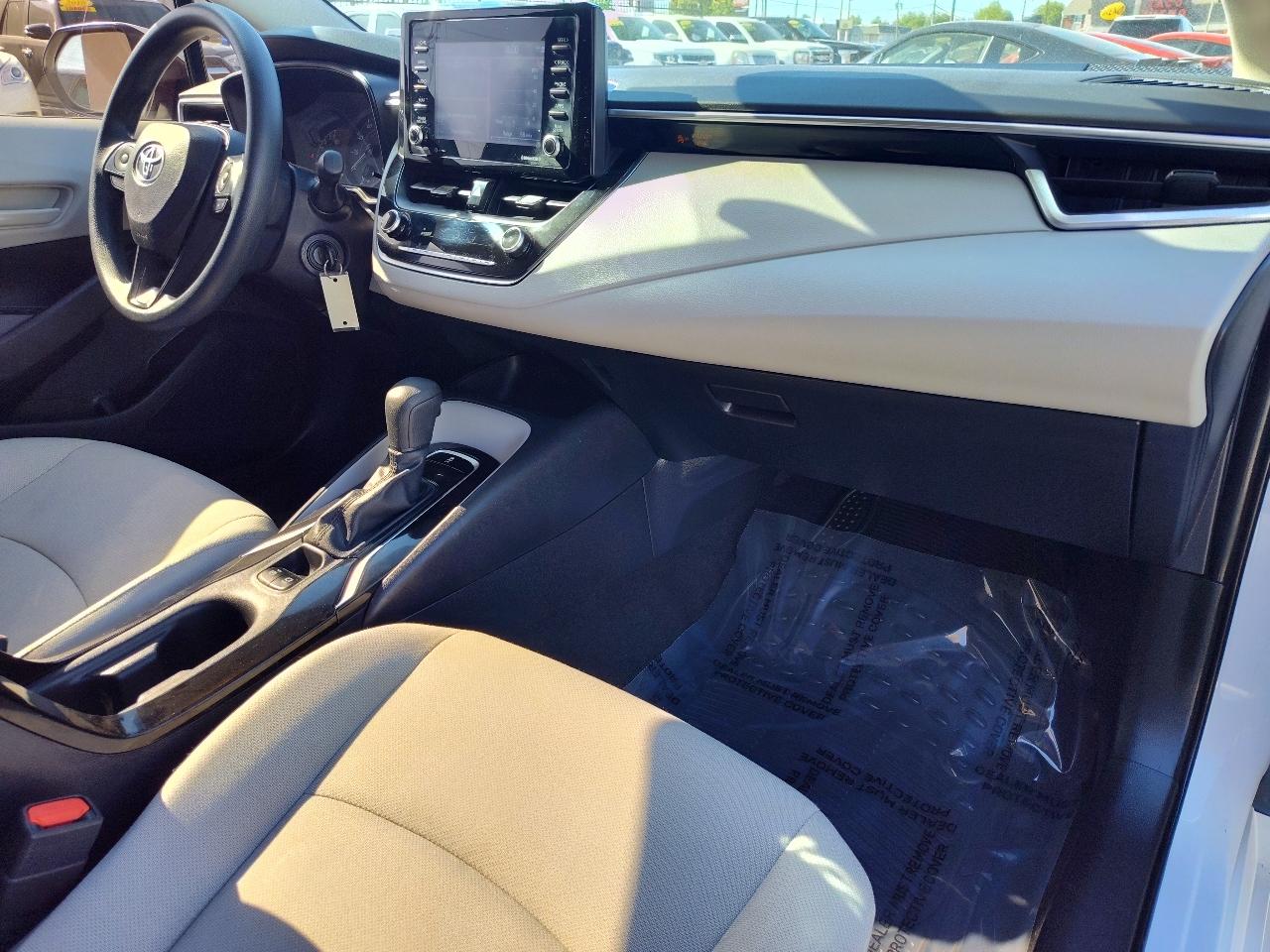 Toyota Corolla LE 4D Sedan 2022