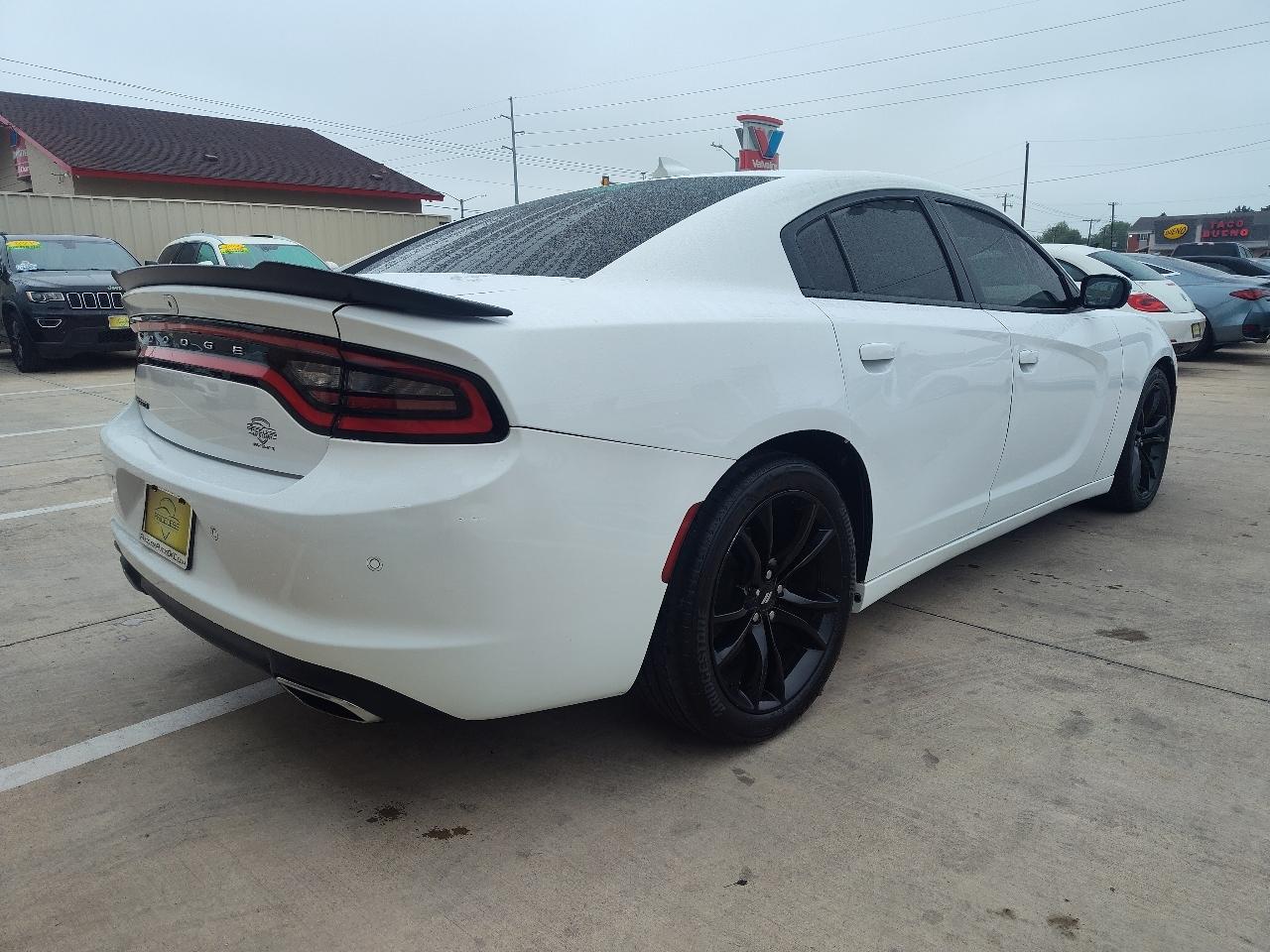 Dodge Charger SXT Plus 2017