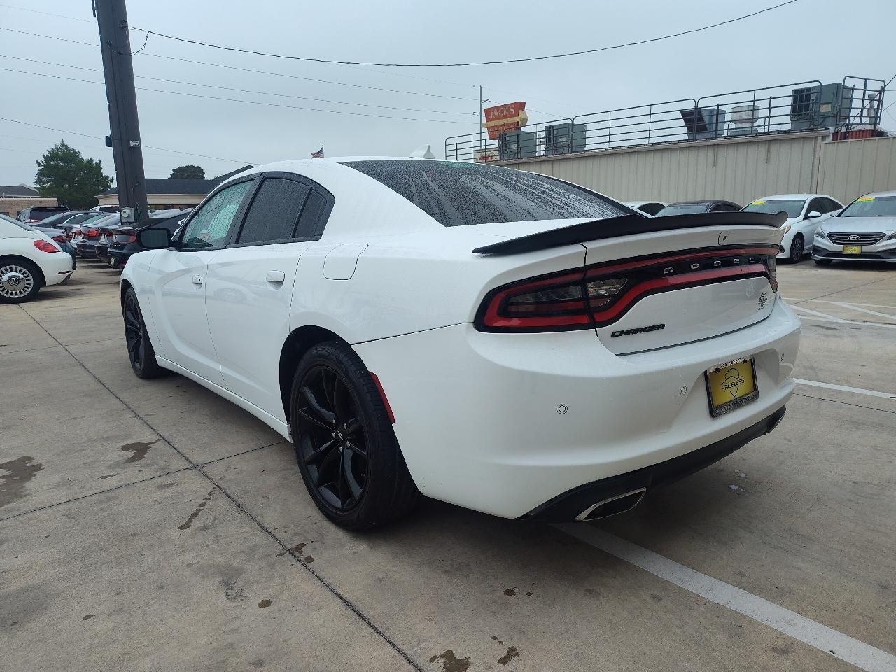 Dodge Charger SXT Plus 2017