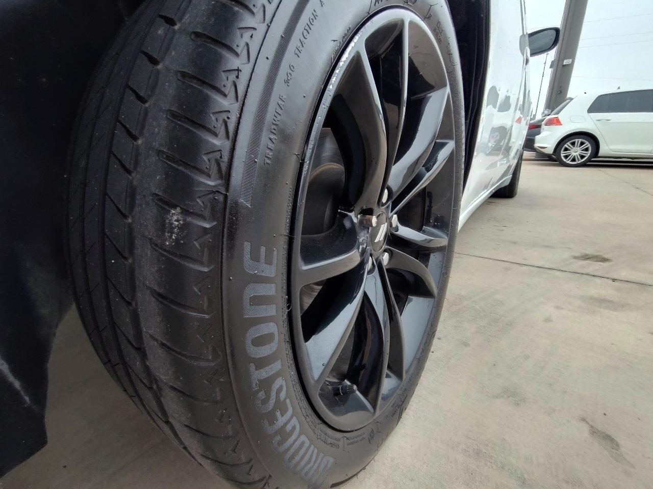 Dodge Charger SXT Plus 2017