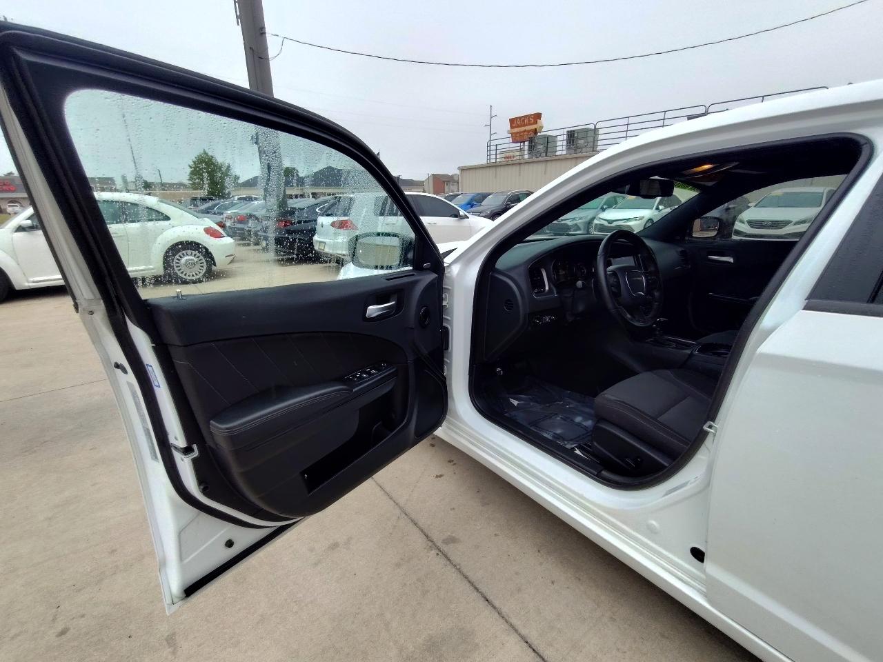 Dodge Charger SXT Plus 2017