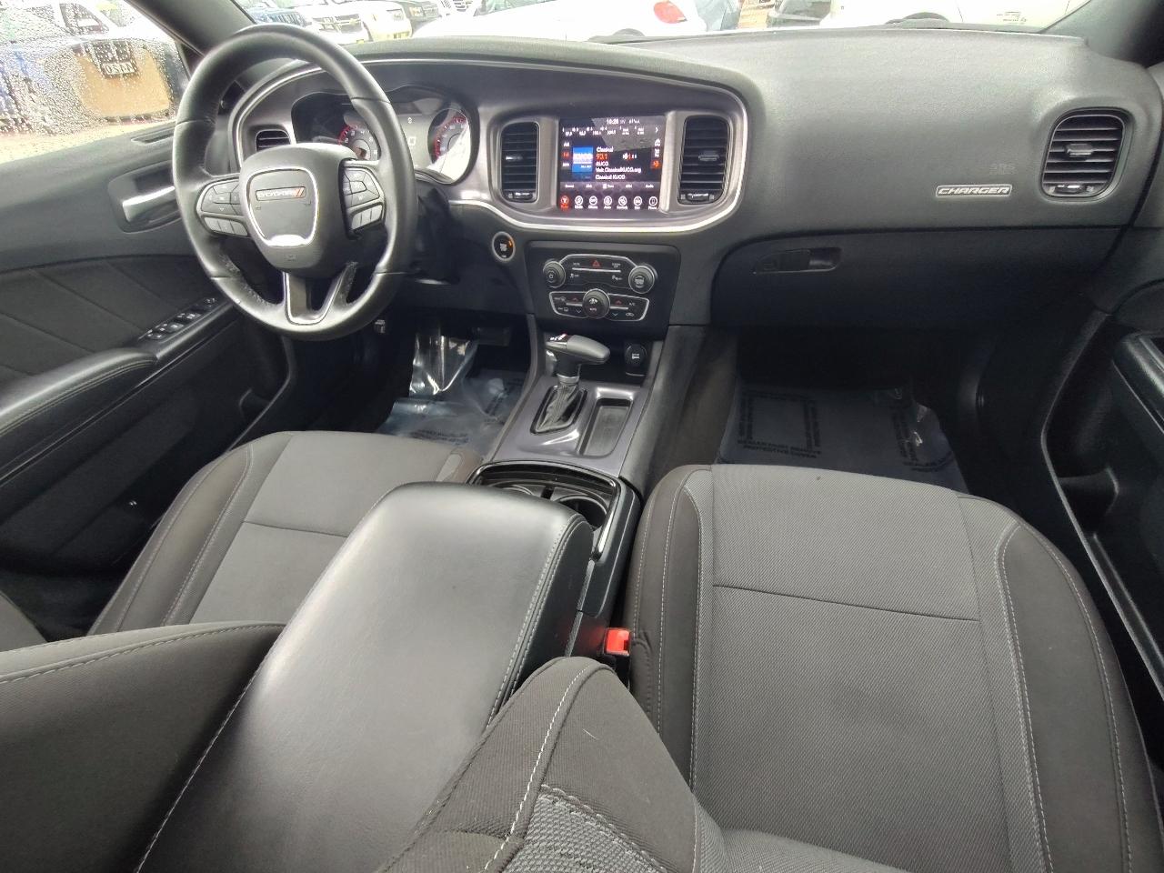 Dodge Charger SXT Plus 2017