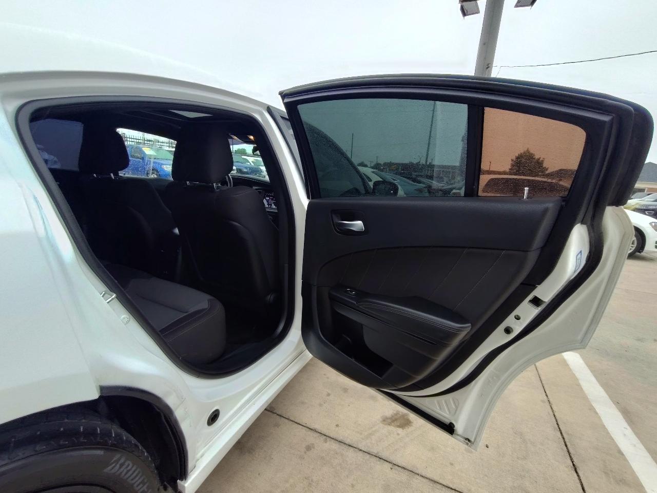 Dodge Charger SXT Plus 2017