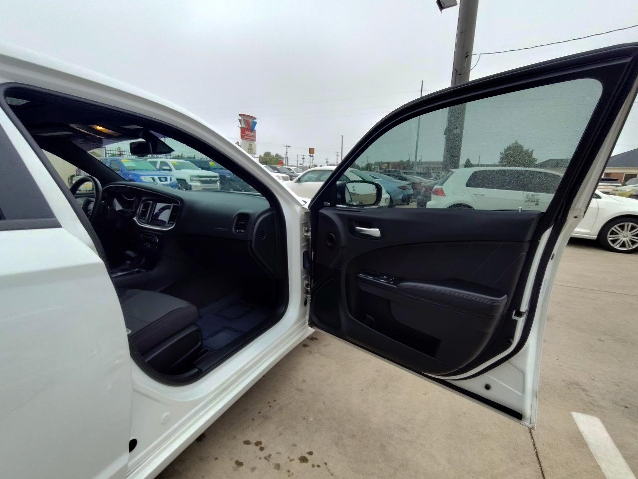 Dodge Charger SXT Plus 2017