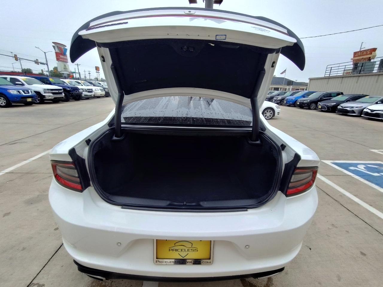 Dodge Charger SXT Plus 2017