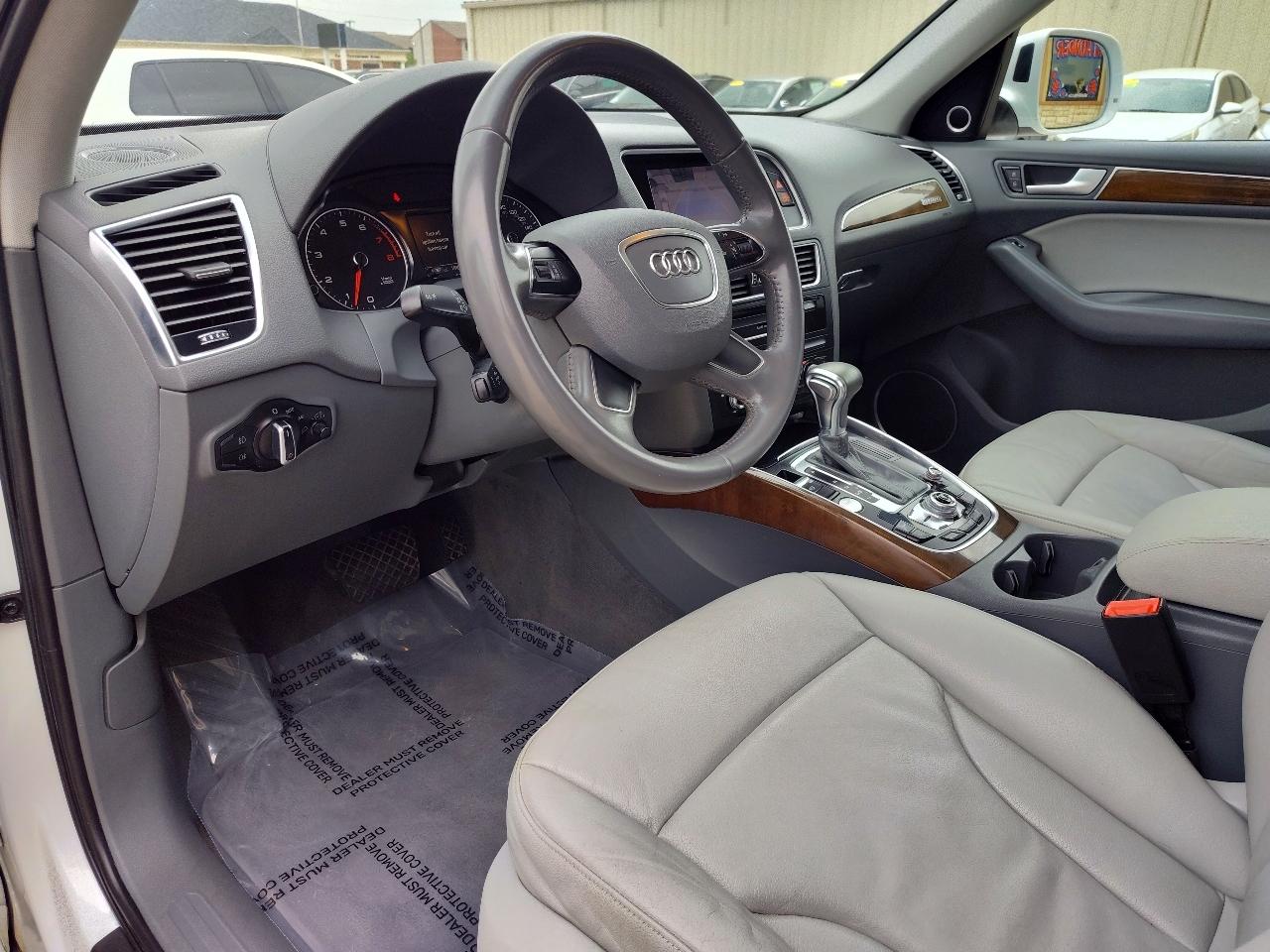 Audi Q5 2.0T Premium Plus quattro 2015