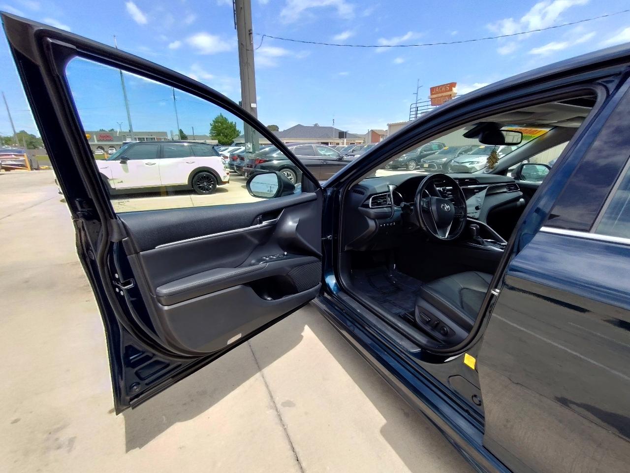 Toyota Camry XSE V6 2019